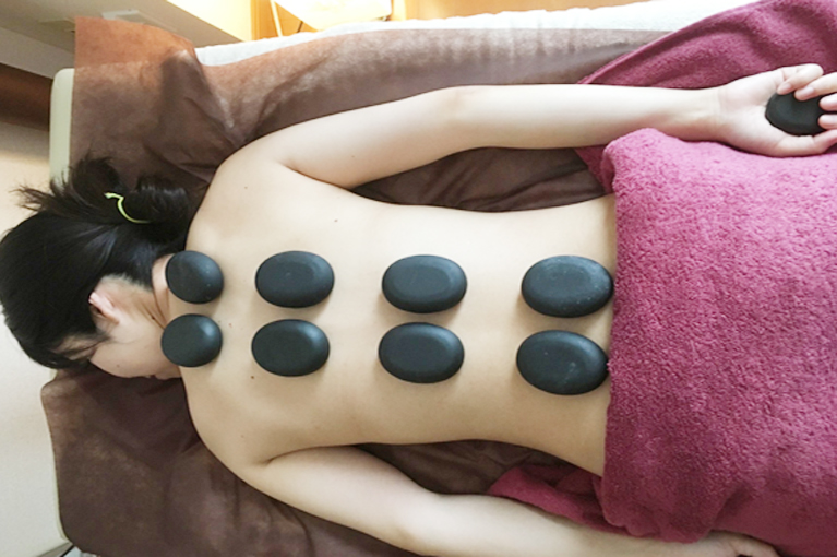 ホットストーン温熱リンパコース